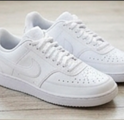 Golf shoes